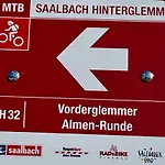 Alm Seasons Premium & * Saalbach-Hinterglemm