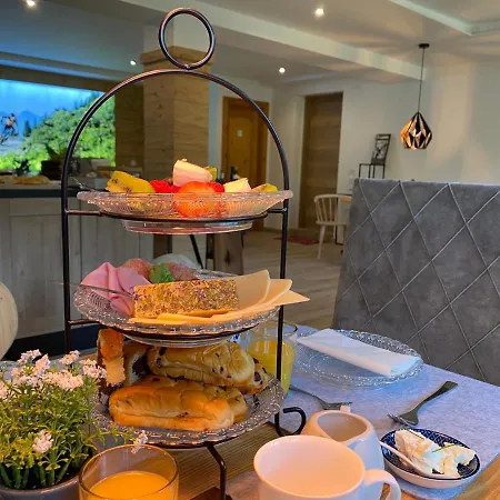 民宿 Alm Seasons Premium & 萨尔巴赫