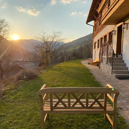 Alm Seasons Premium & Habitación en casa particular Saalbach-Hinterglemm