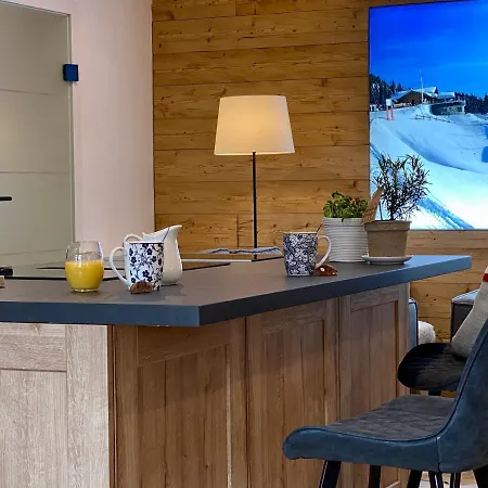 Alm Seasons Premium & * ザールバッハ・ヒンターグレム