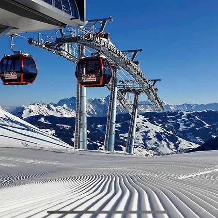 Alm Seasons Premium & ザールバッハ・ヒンターグレム